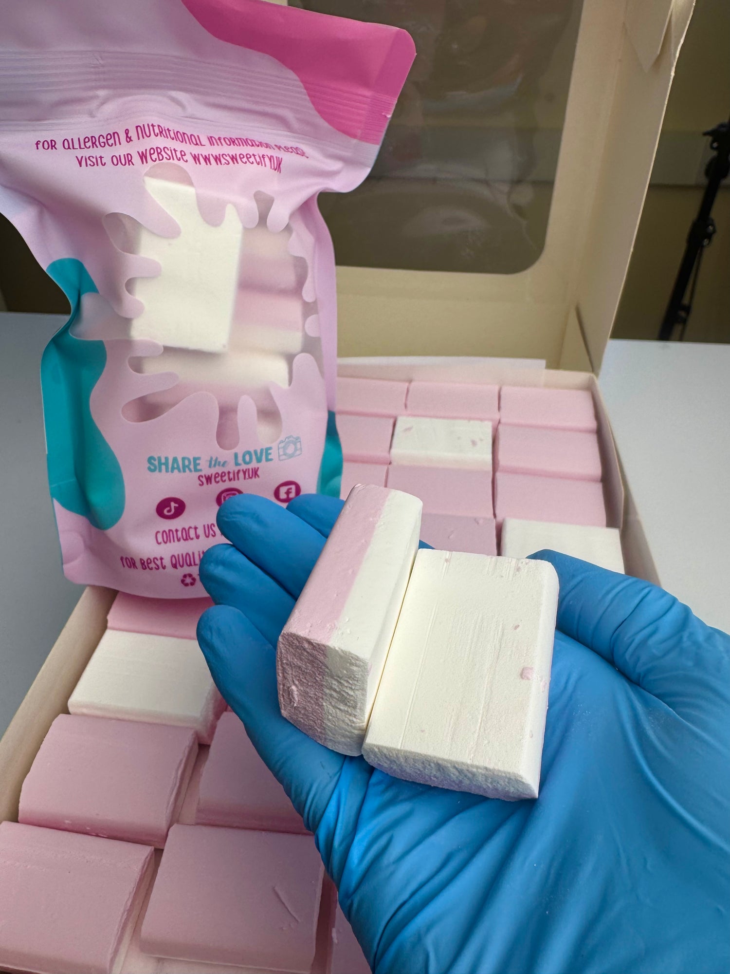 SHERBET ICE BLOCKS STRAWBERRY FLAVOUR - 10 BLOCKS