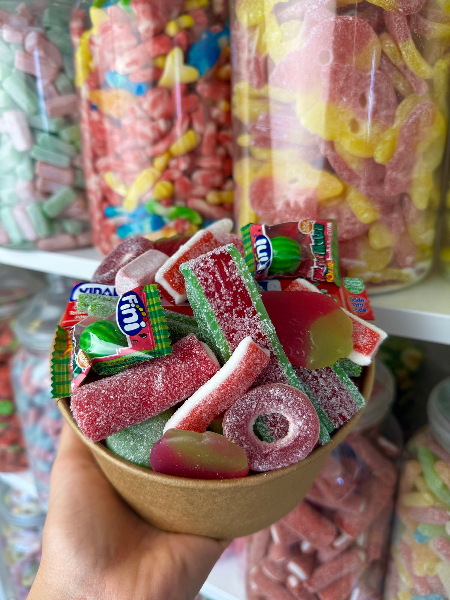 CANDY SALAD BOWL - INCLUDES 1 SAUCE BOTTLE