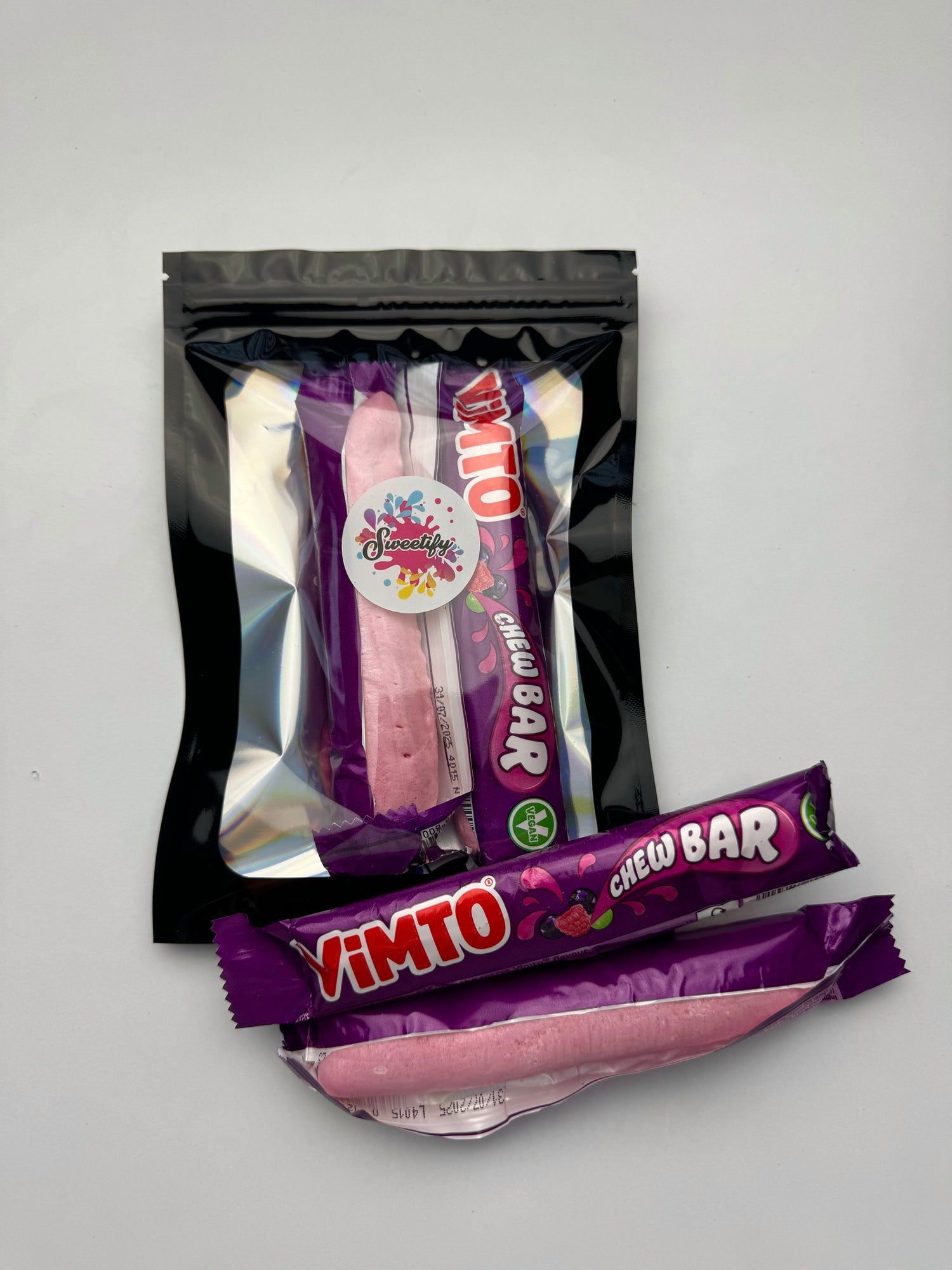 Freeze Dried Swizzles Vimto Chew Bar x2